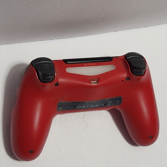 Sony Red Wireless Controller - Picture 6 of 7